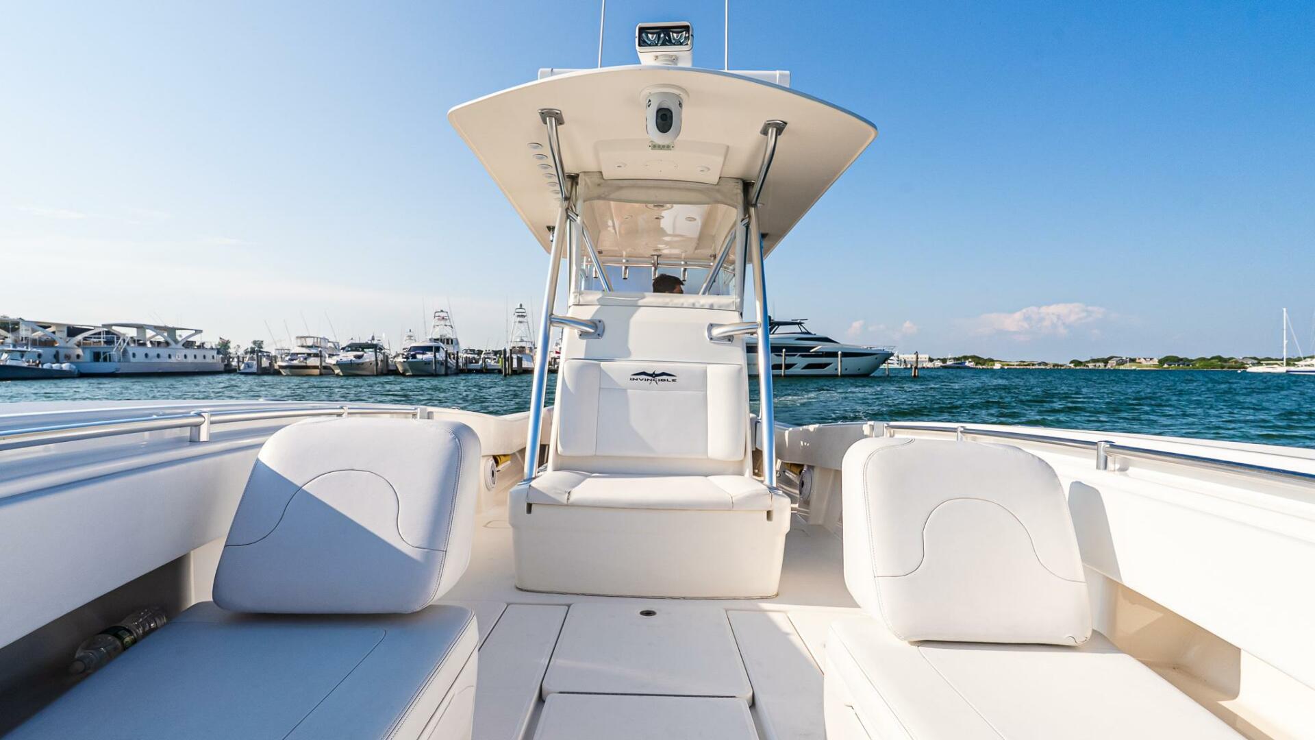 2016 Invincible 33 Open Fisherman Base - Image 28