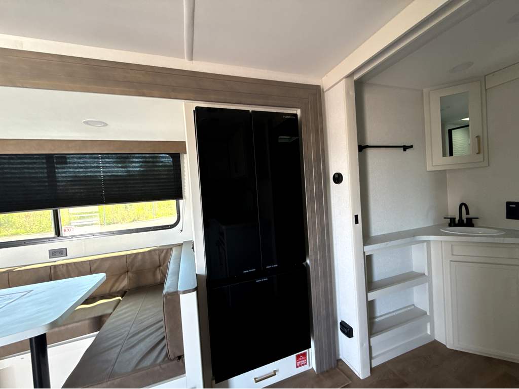 2026 GRAND DESIGN TRANSCEND 265BHT - Image 15