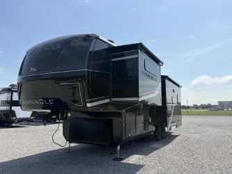 2027 JAYCO PINNACLE 32RLTS - Image 4