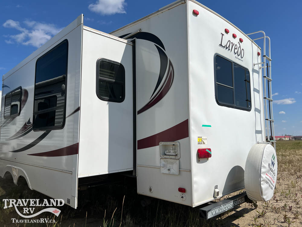 2012 KEYSTONE LAREDO HANDYMAN SPECIAL 295RK - Image 6