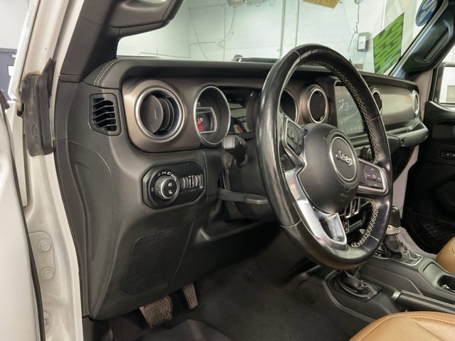 2020 Jeep Gladiator Crew Cab Rubicon 4WD - Image 14