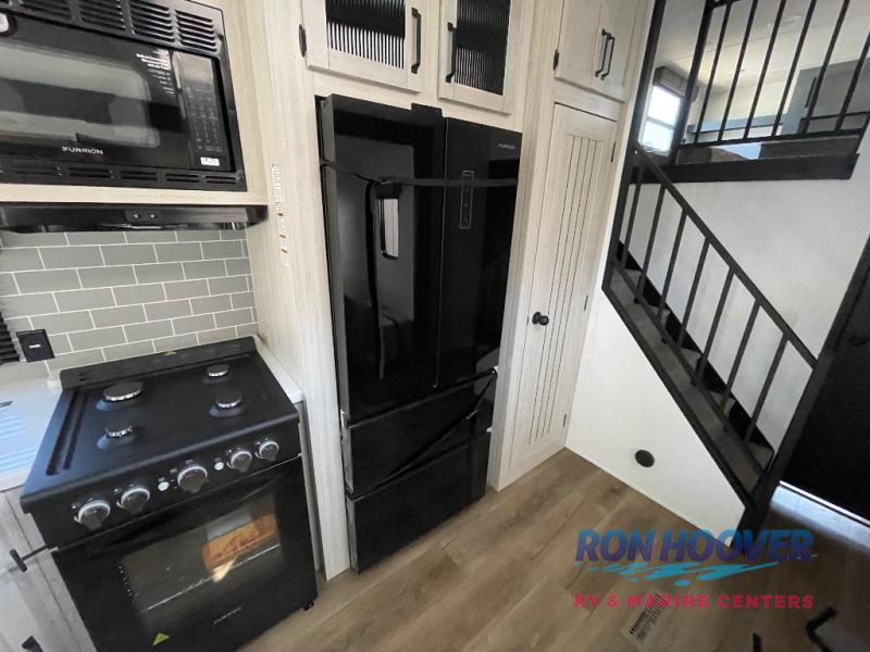 2026 PALOMINO 429LFT - Image 13