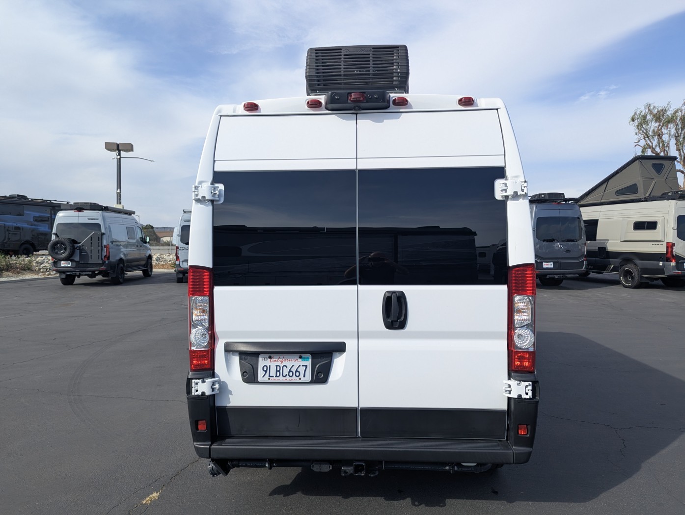 2024 Winnebago Solis Pocket 36A - Image 6