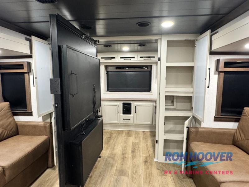 2026 FOREST RIVER 425FO - Image 20