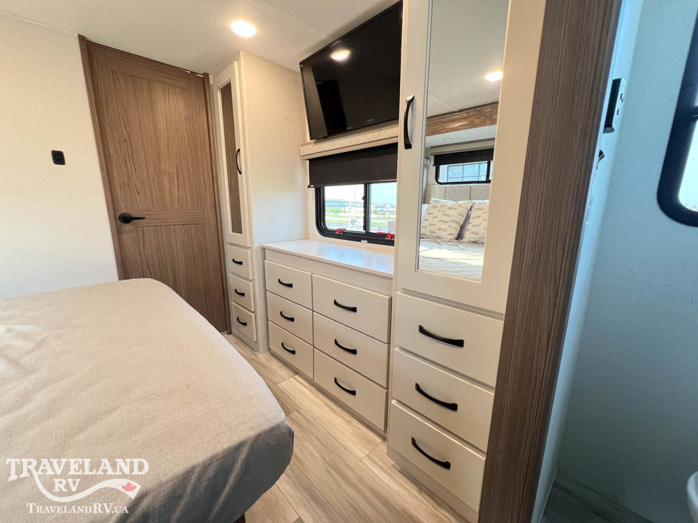 2023 Alliance RV Paradigm 395DS - Image 32