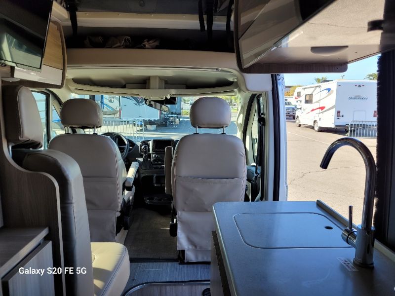 2023 Thor Motor Coach Sequence 20A - Image 19