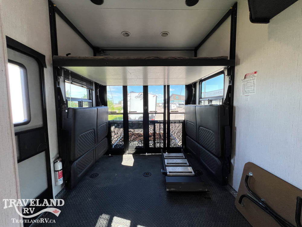 2022 HEARTLAND ROAD WARRIOR 414RW - Image 31