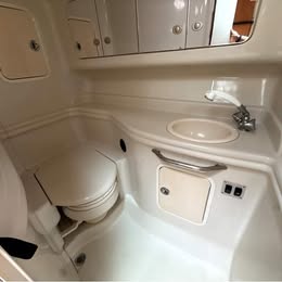2006 Sea Ray 320 Sundancer - Image 48