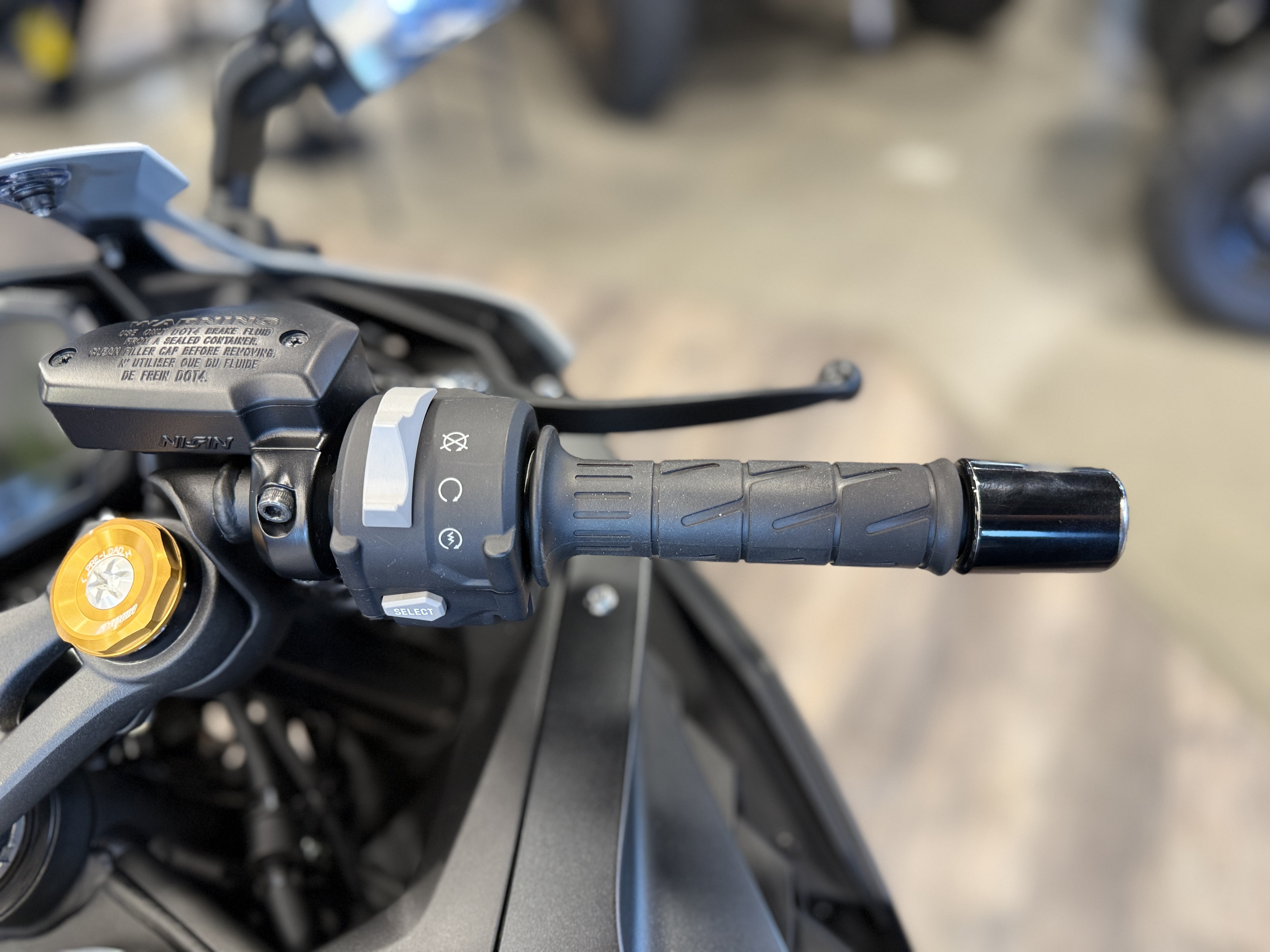 2025 Kawasaki NINJA® ZX™-4RR ABS - Image 13