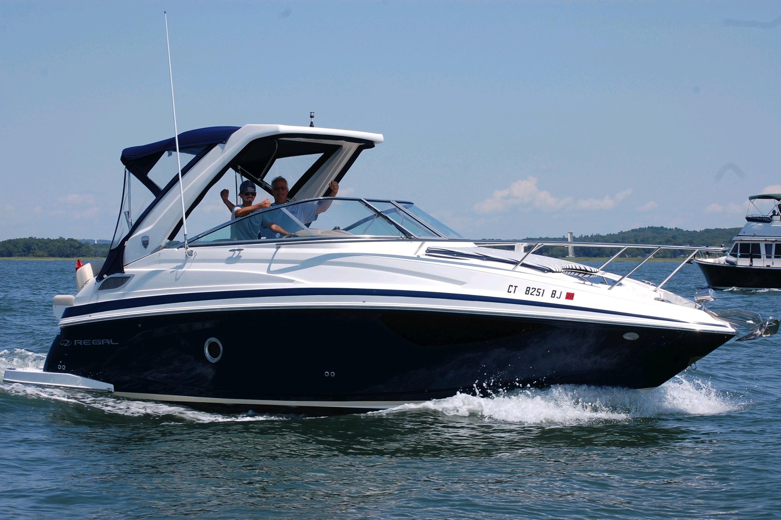 2018 Regal 28 Express - Image 1
