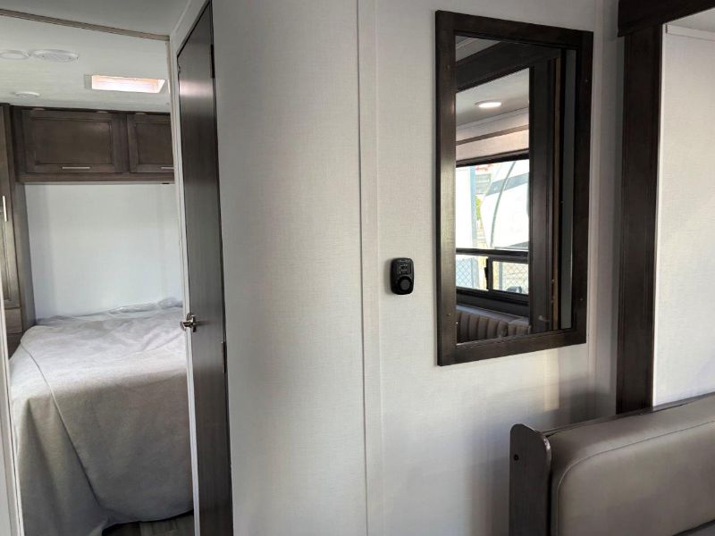 2026 Entegra Coach Odyssey SE 29KF - Image 11