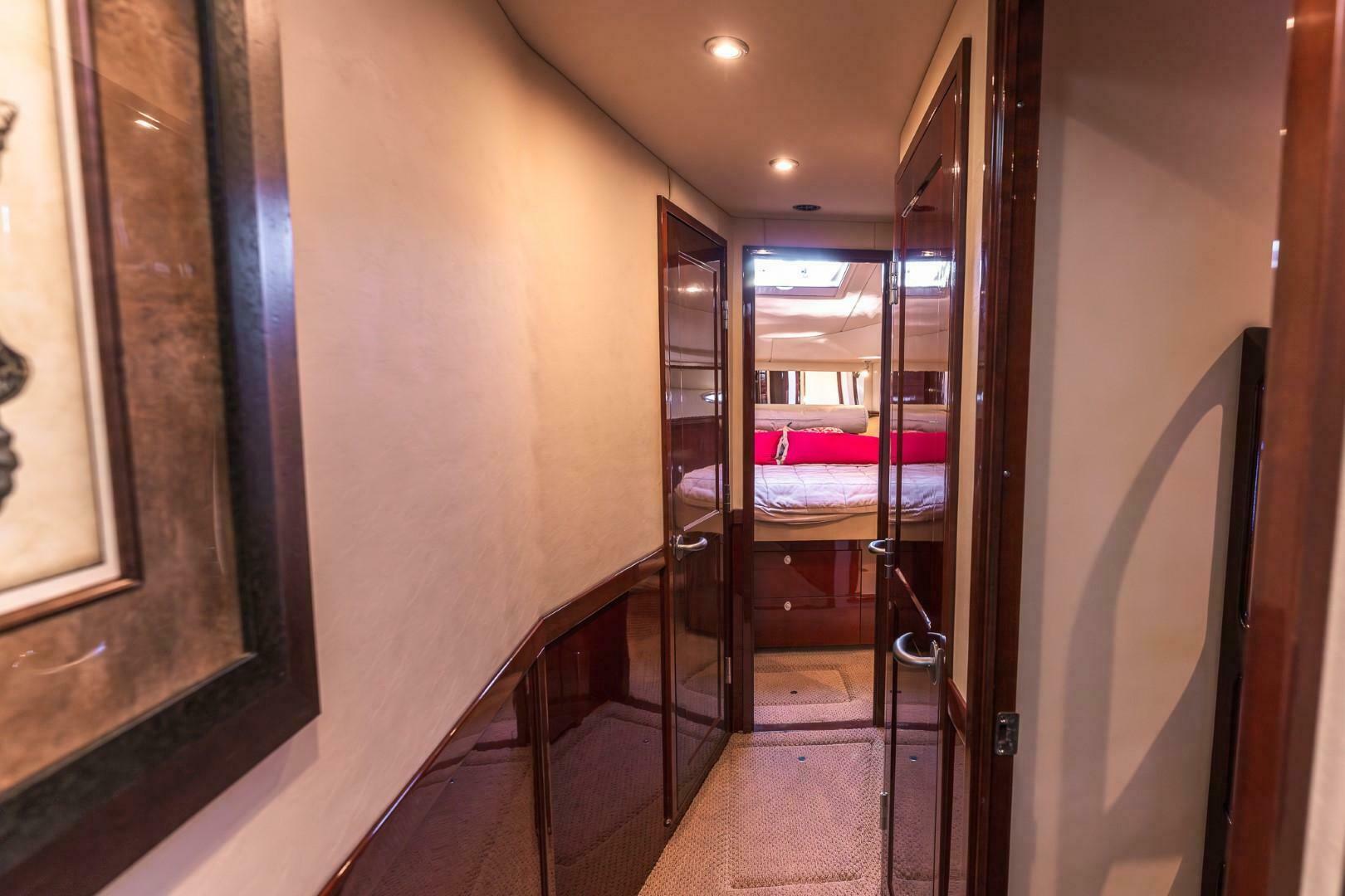 2008 Sea Ray 58 Sedan Bridge - Image 32