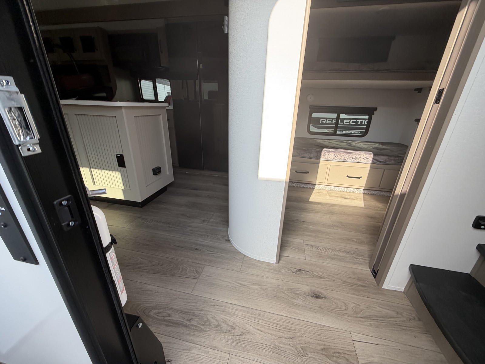 2026 GRAND DESIGN 324MBS - Image 12