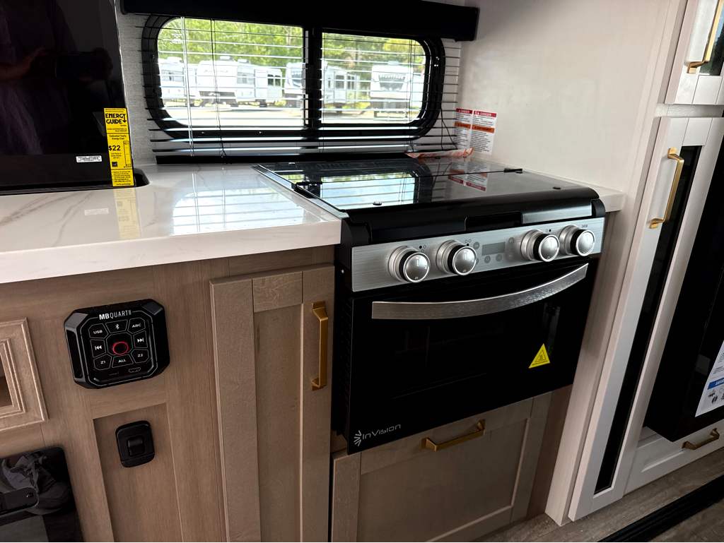 2027 JAYCO EAGLE 320MKTS - Image 13