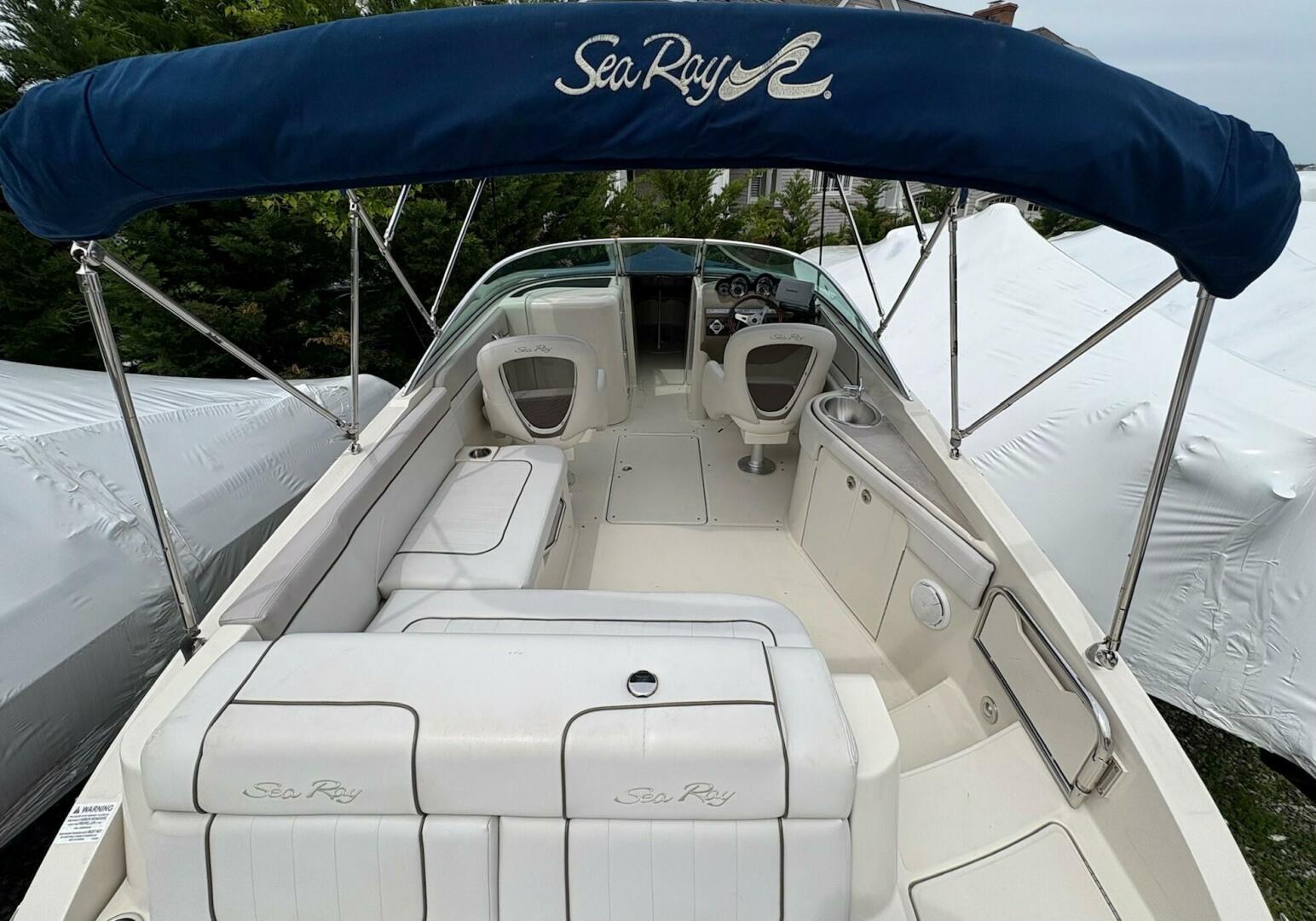 2010 Sea Ray 260 Sundeck - Image 18