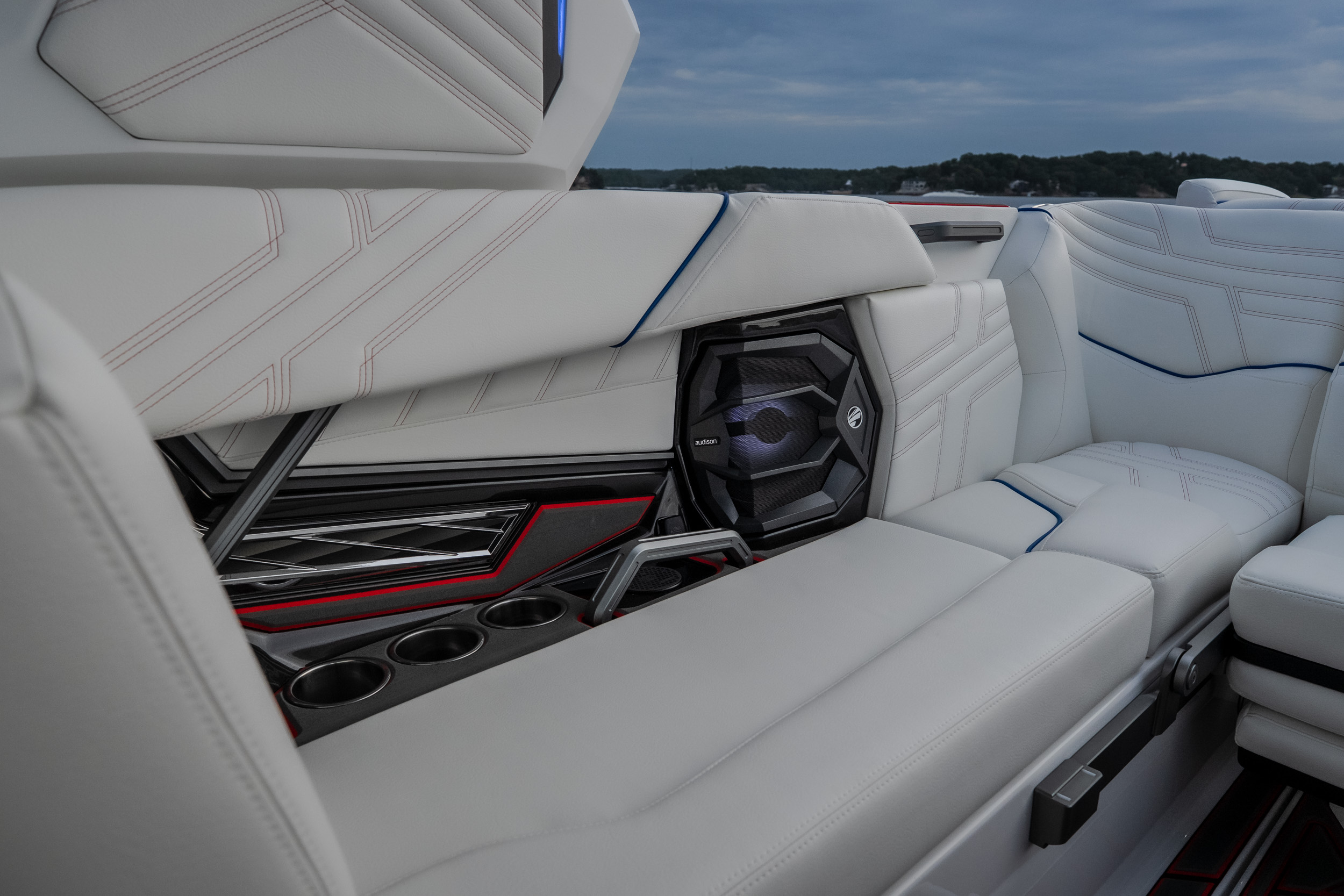 2027 Tigé  Ultré 25ZX  - Image 31