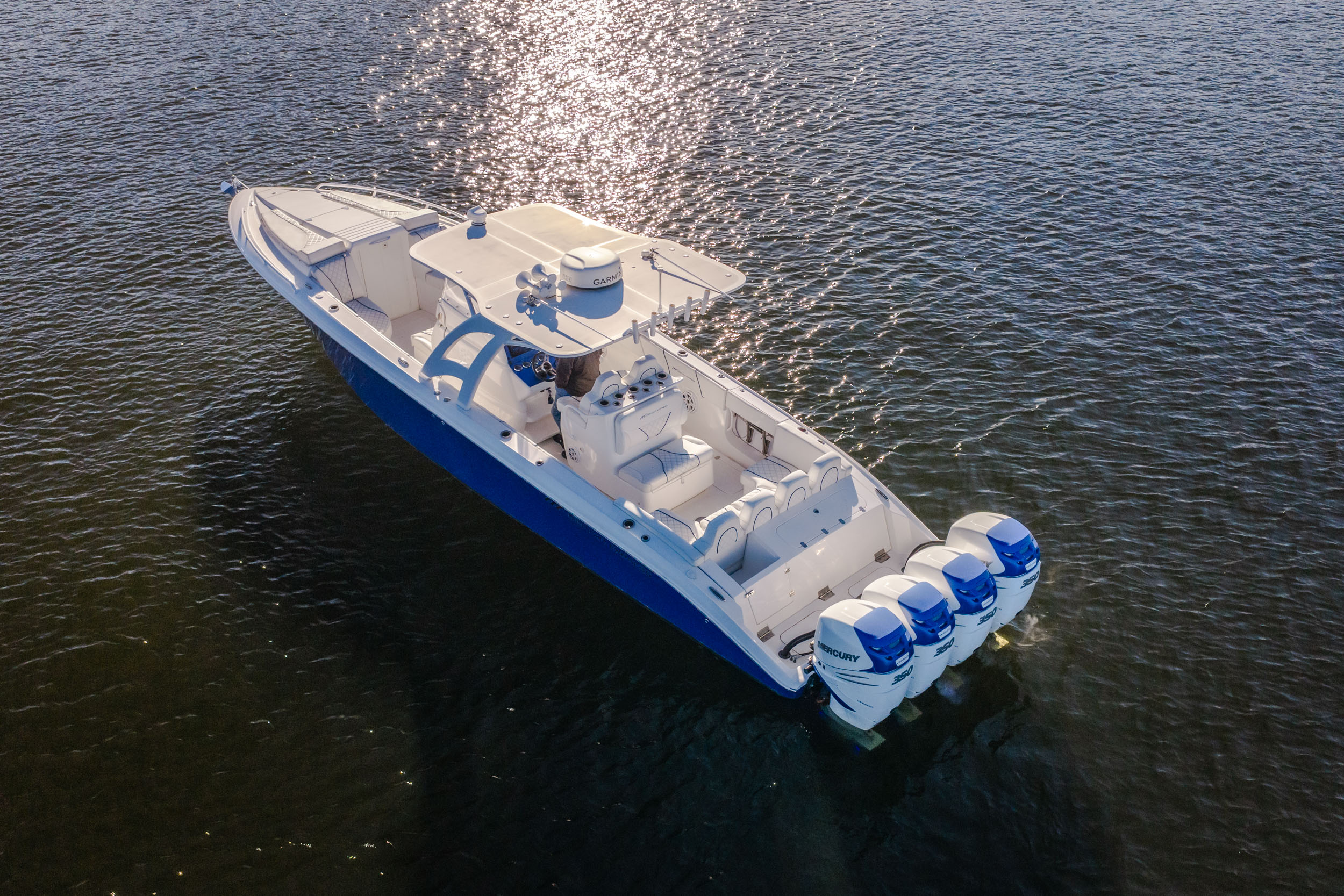 2017 Midnight Express 39 Cuddy  - Image 10