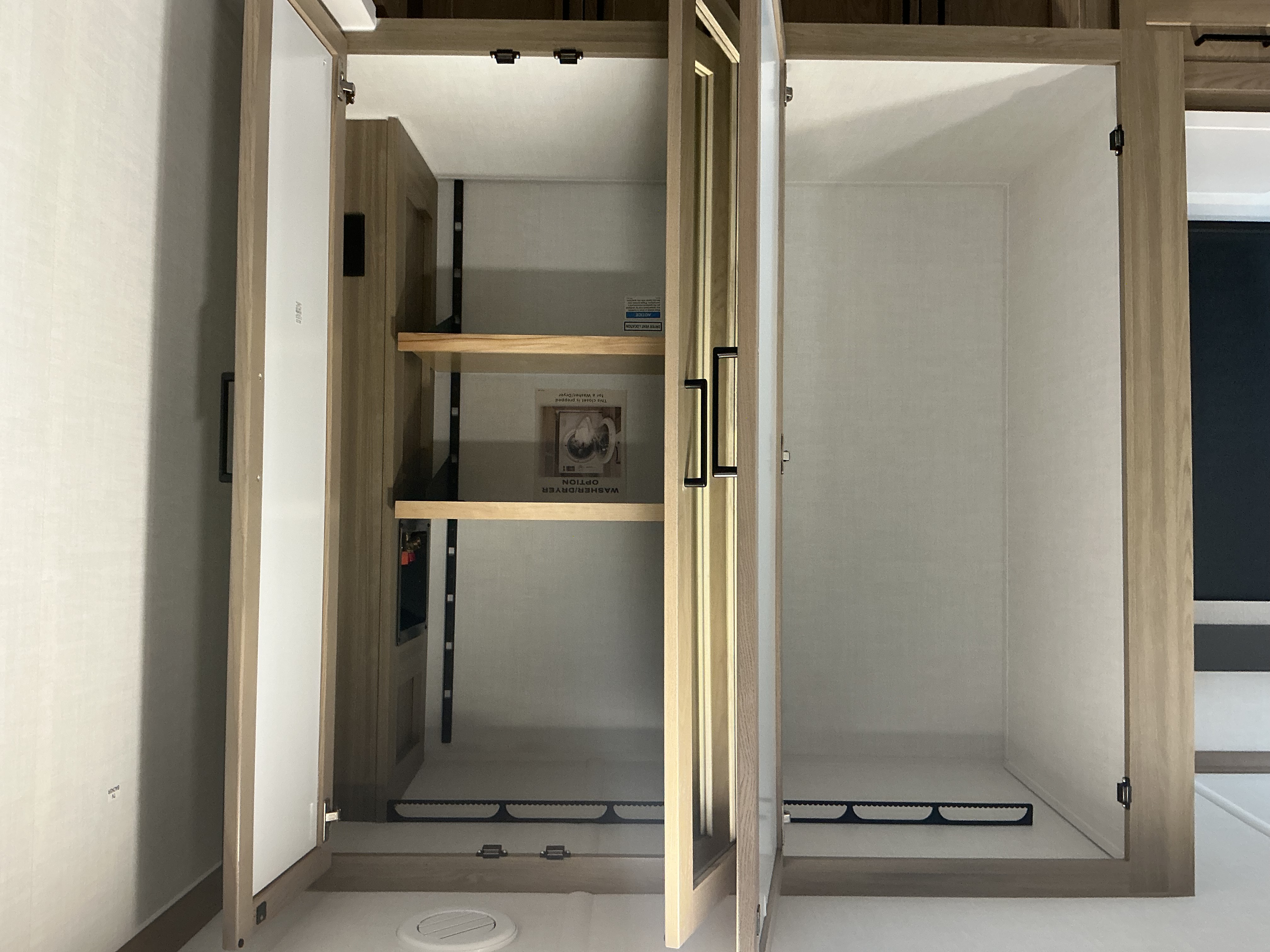 2026 FOREST RIVER 832FK - Image 25