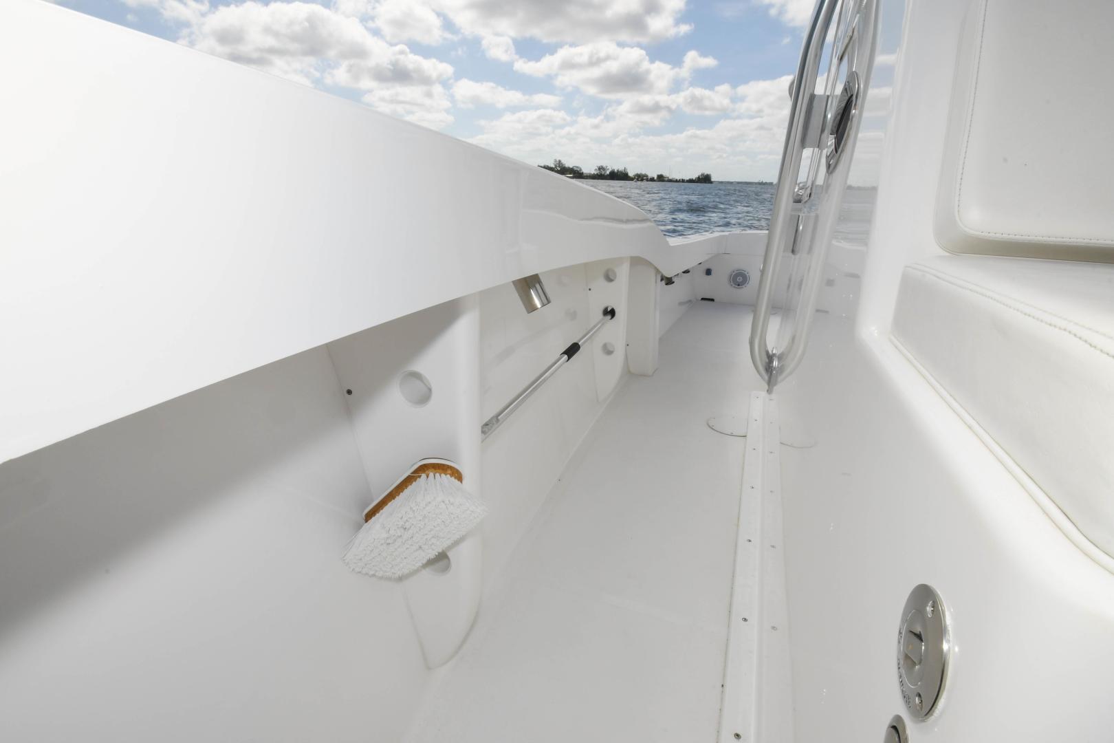 2019 Ocean Master 336 Center Console - Image 15