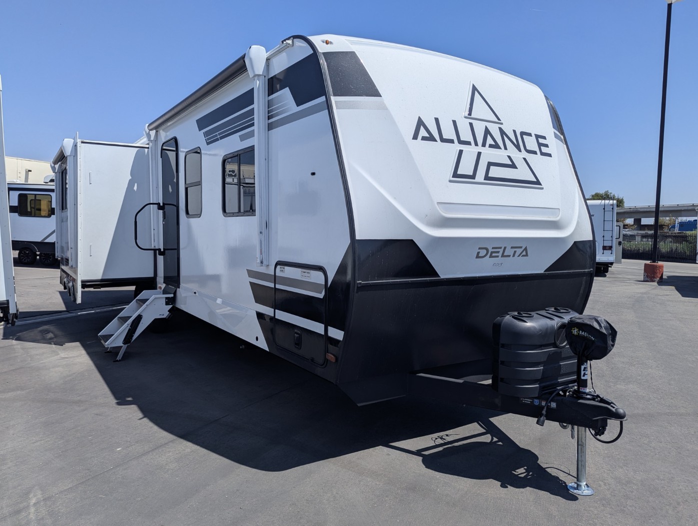 2027 Alliance RV Delta 321BH - Image 1