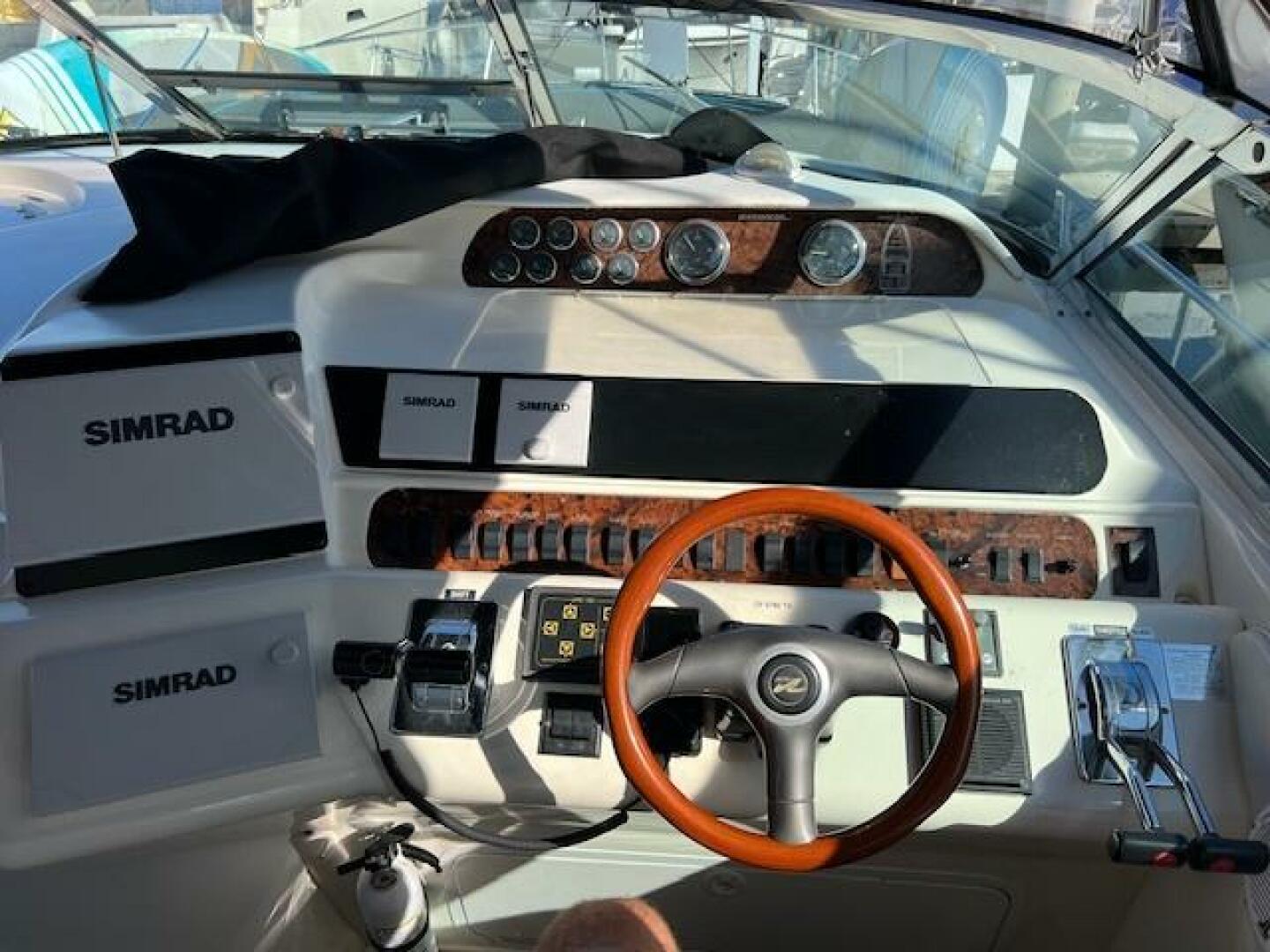 1997 Sea Ray Sundancer - Image 21