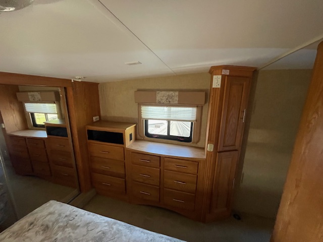 2011 NU-WA HITCHHIKER LS 29.5 FKLS - Image 16