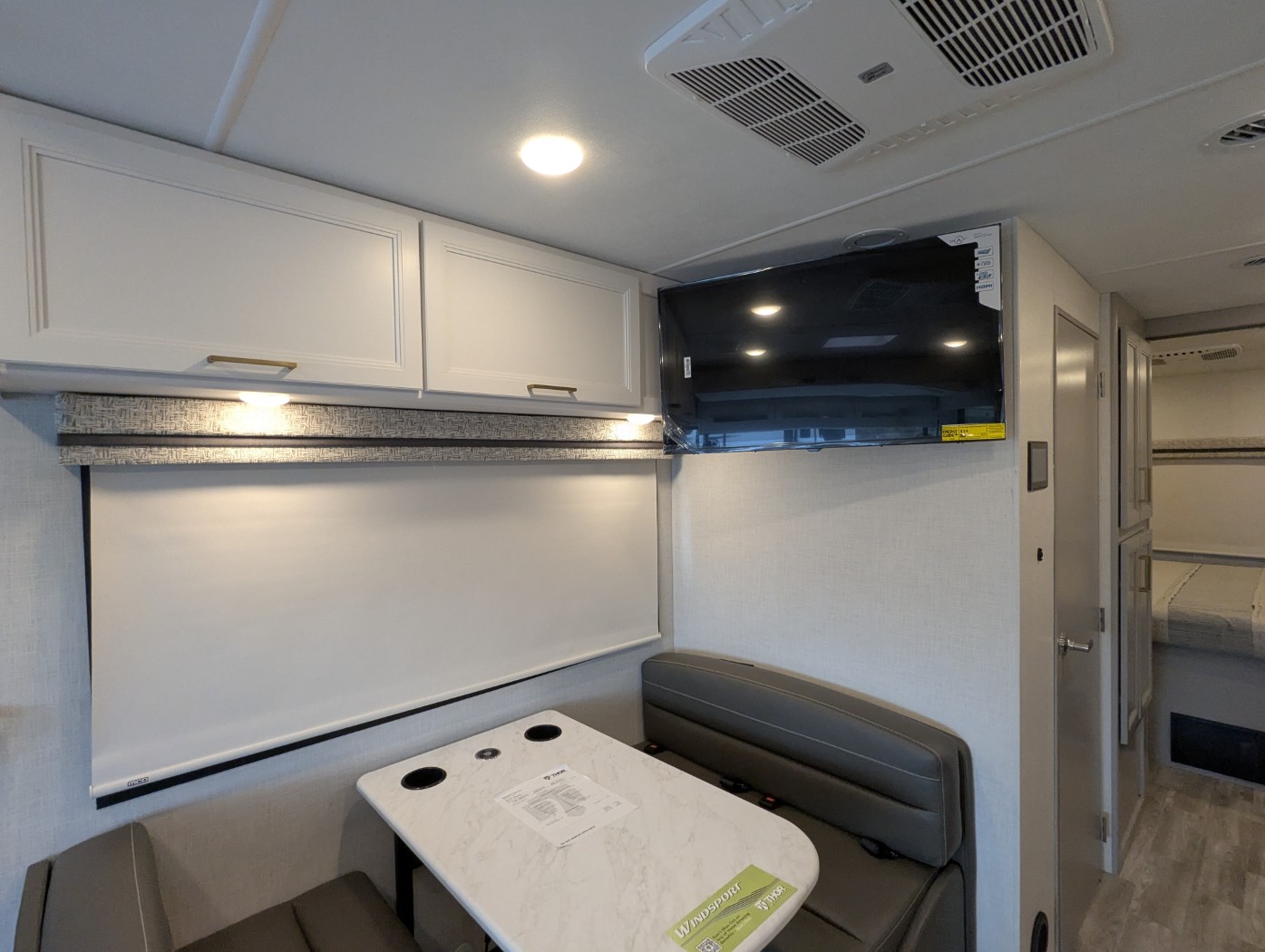2026 Thor Motor Coach Windsport 29L - Image 19