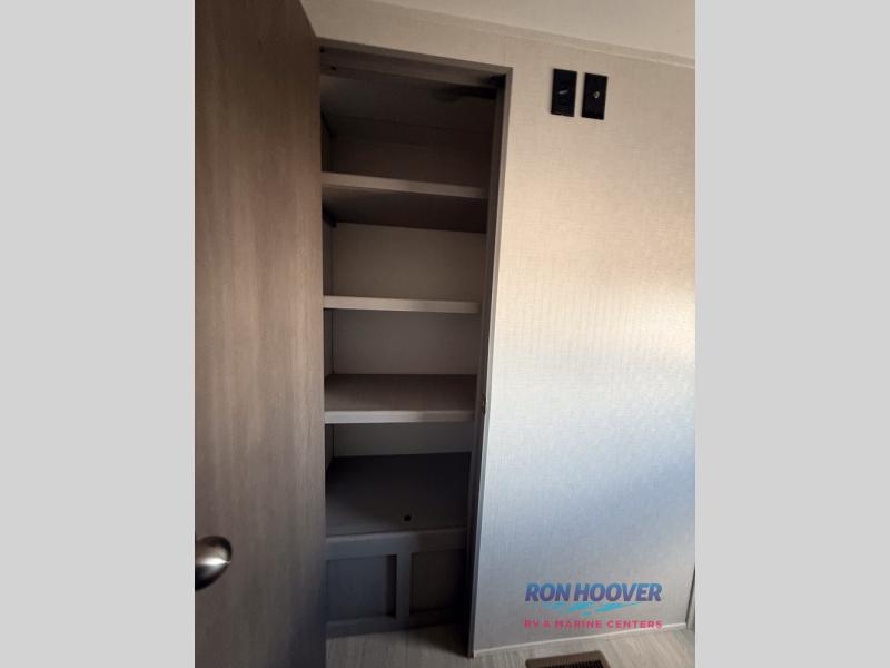 2025 COACHMEN 282DORM - Image 42