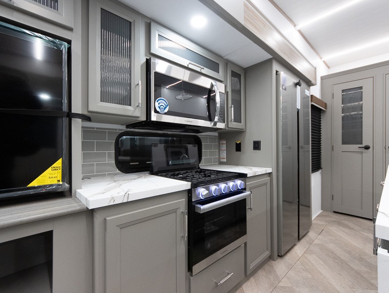 2025 Keystone Sprinter 3210RLS - Image 13