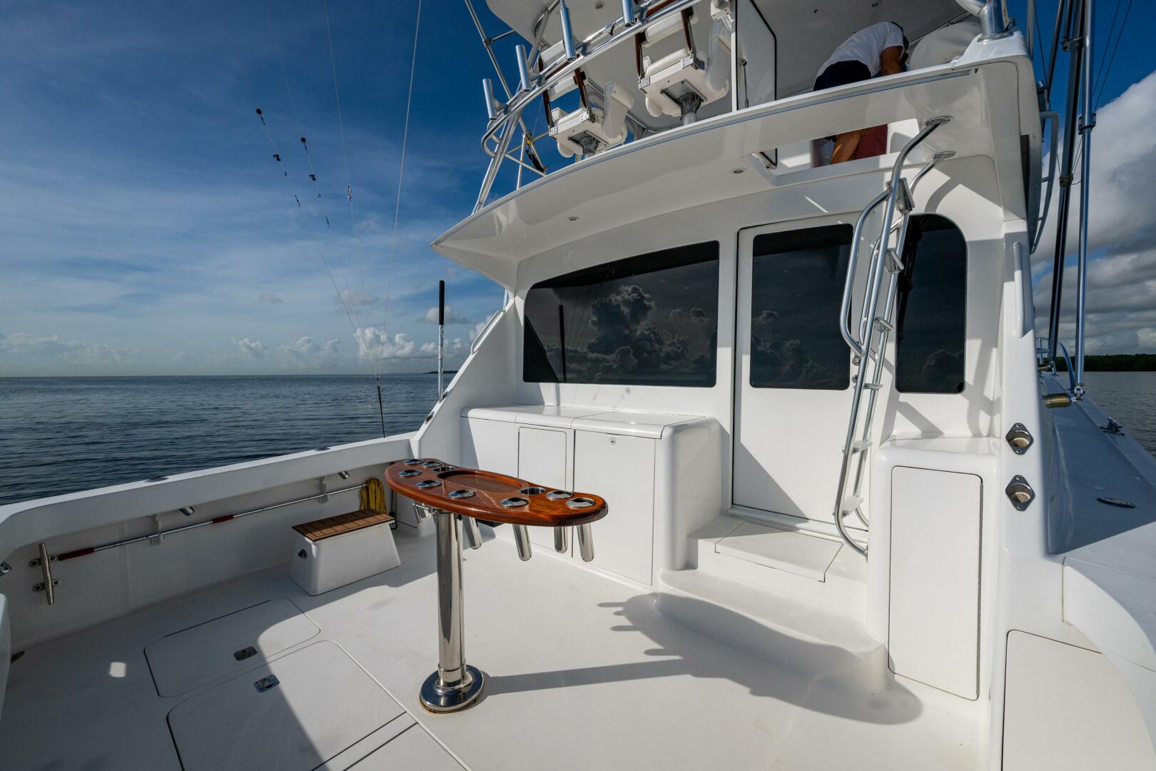 2004 Viking 48 Convertible - Image 30