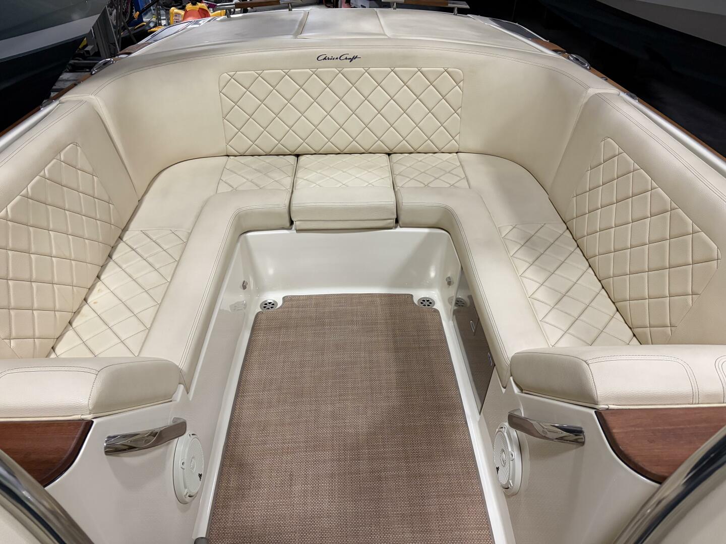2020 Chris-Craft - Image 28