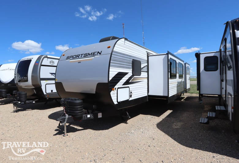 2025 KZ RV Sportsmen SE 332BHKSE - Image 7