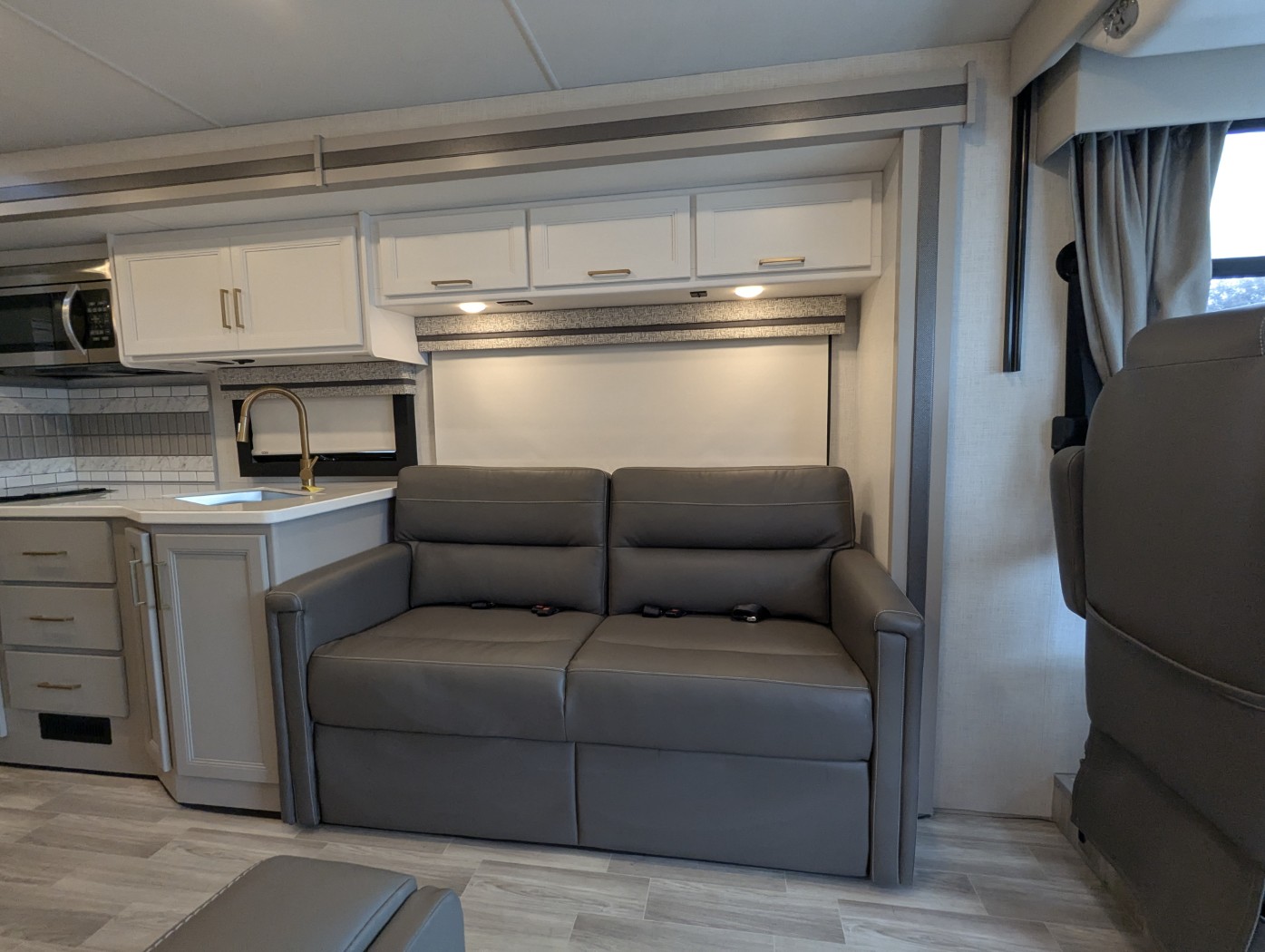 2026 Thor Motor Coach Windsport 29L - Image 20