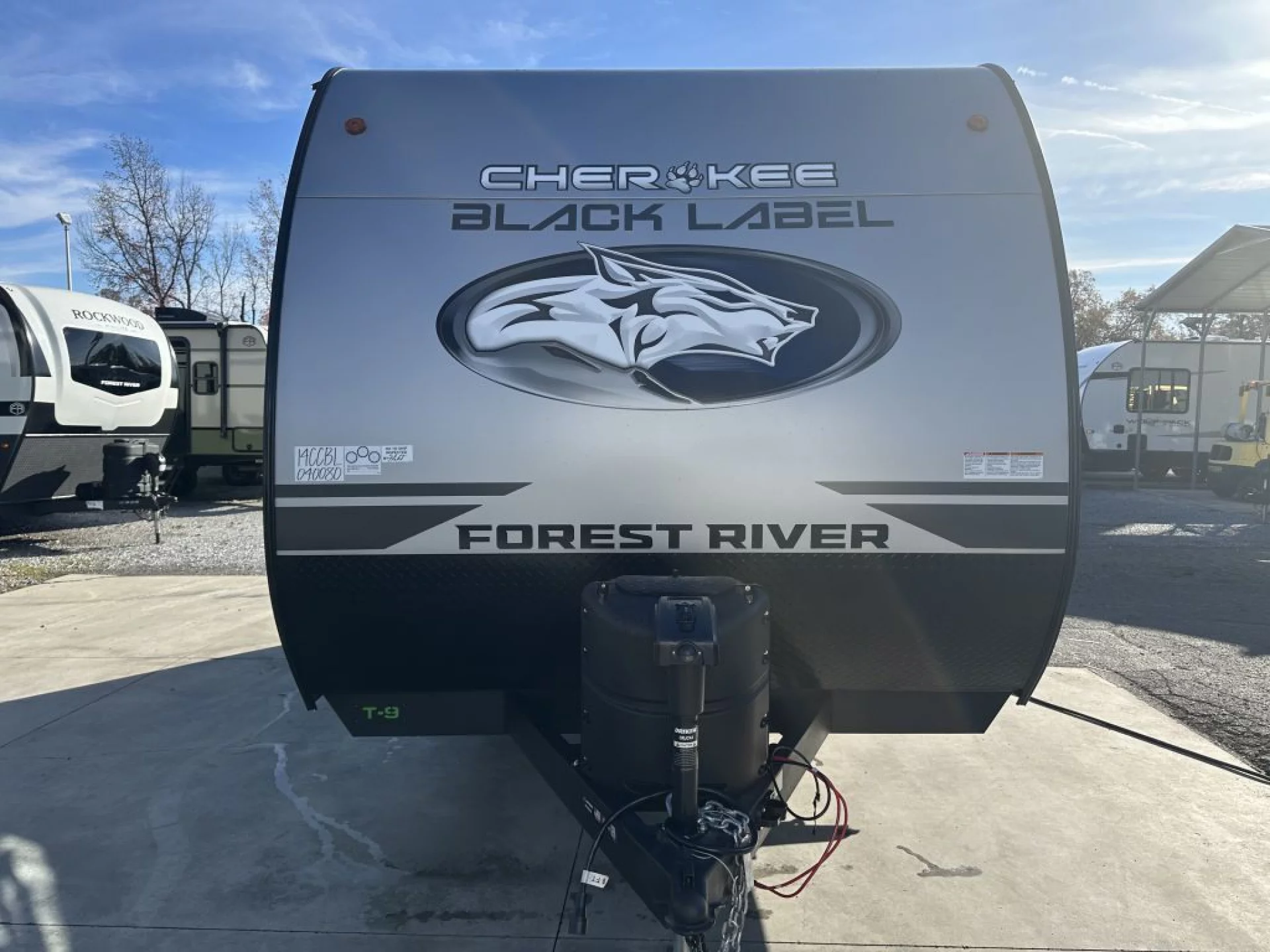 2026 FOREST RIVER CHEROKEE WOLF PUP BLACK LABEL 14CCWBL BLACK LABEL - Image 2