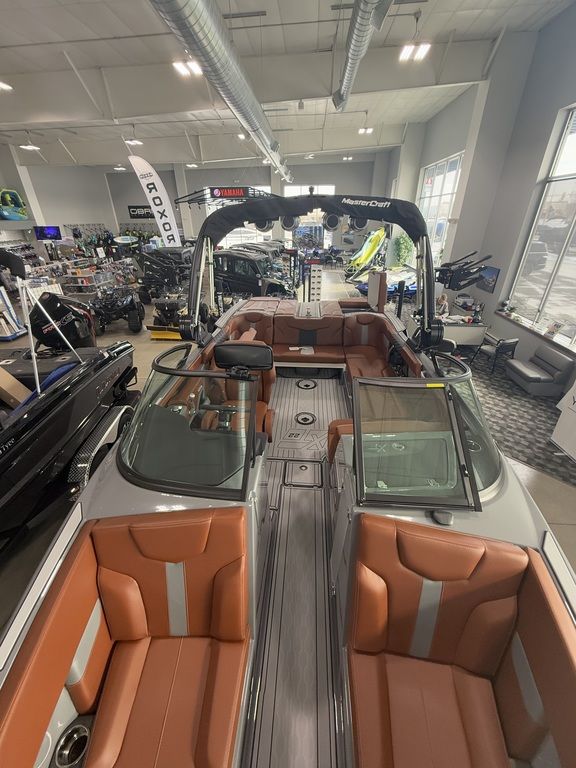 2025 MasterCraft XT22 - Image 54