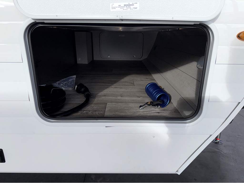 2026 VENTURE RV SIENNA 311VDB - Image 7