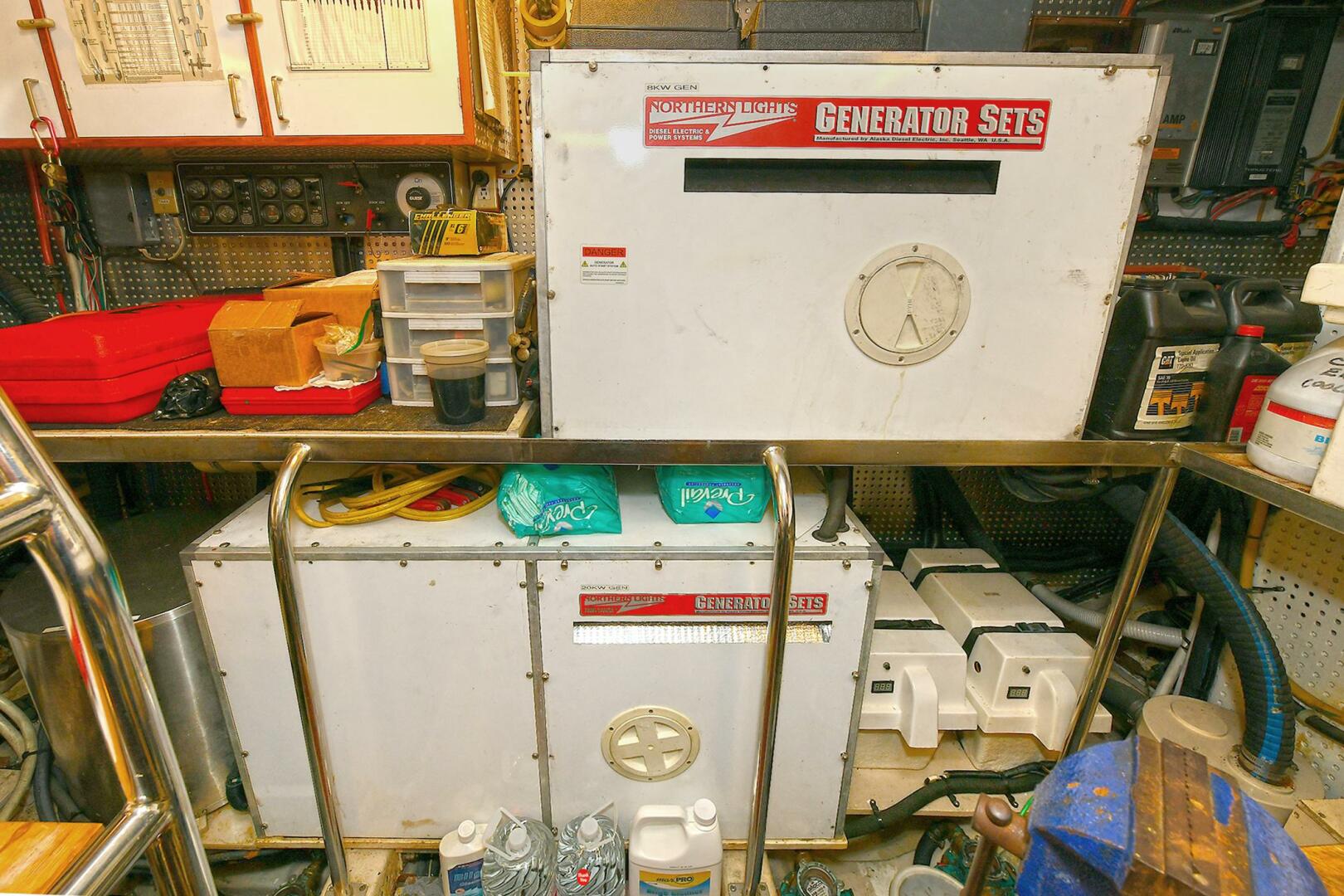 2002 Grand Alaskan Flushdeck - Image 12