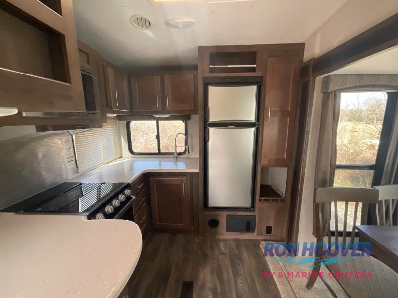 2019 FOREST RIVER 285RKX - Image 4