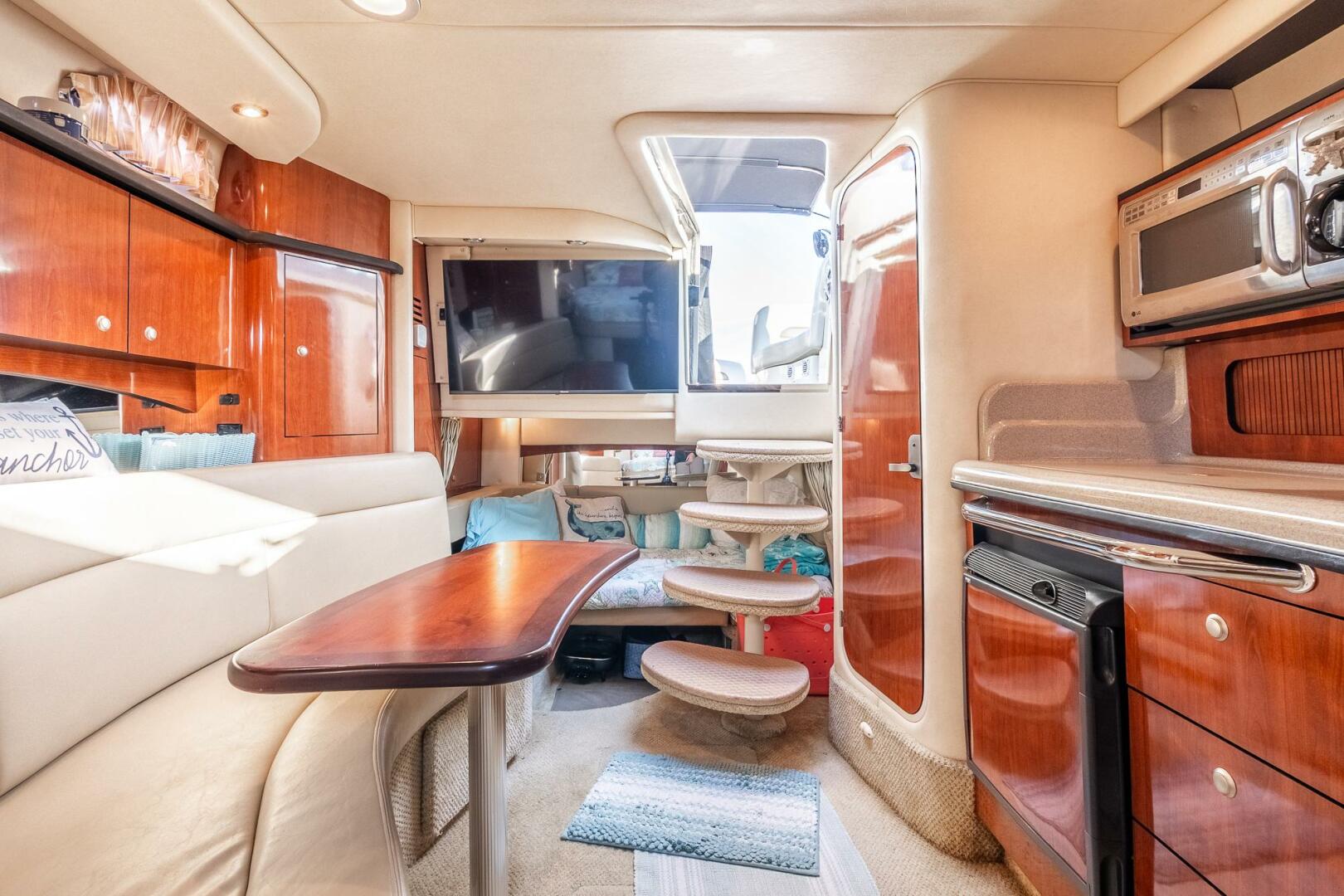 2007 Sea Ray 320 Sundancer - Image 19