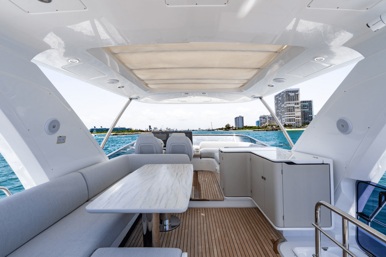 2024 Azimut 60 FLY - Image 59