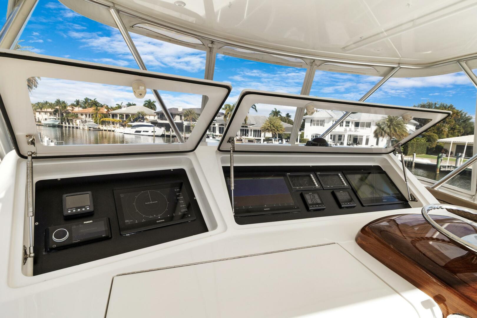 2015 Viking 46 Convertible - Image 29