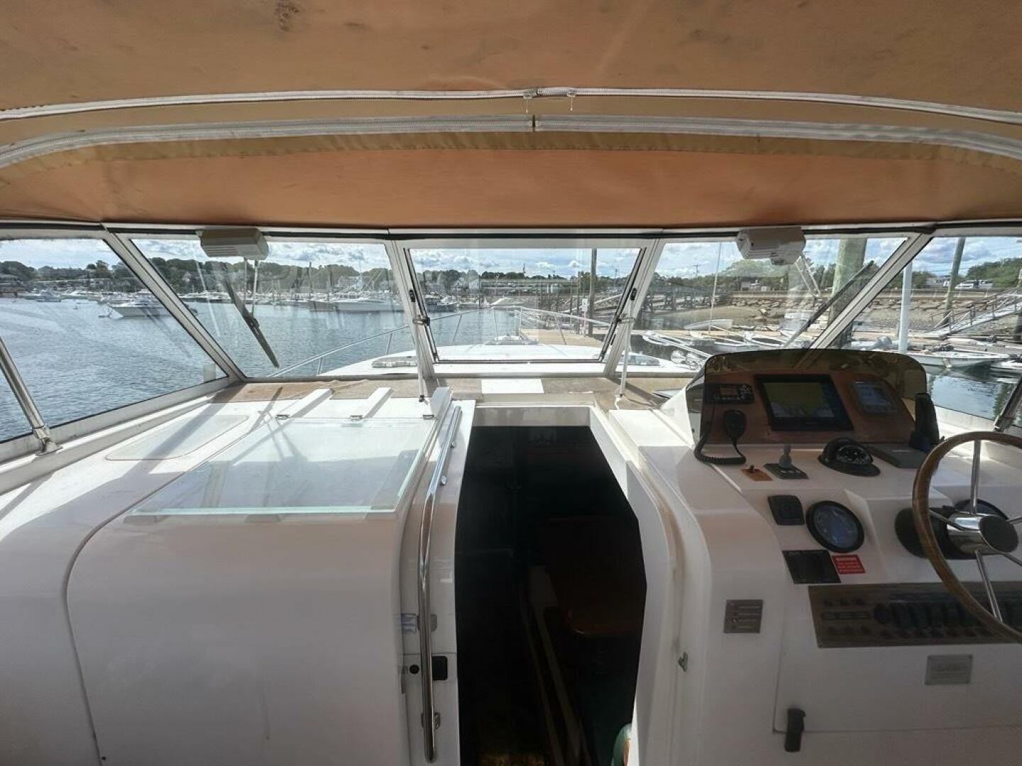 2002 Mainship Pilot 34 - Image 12