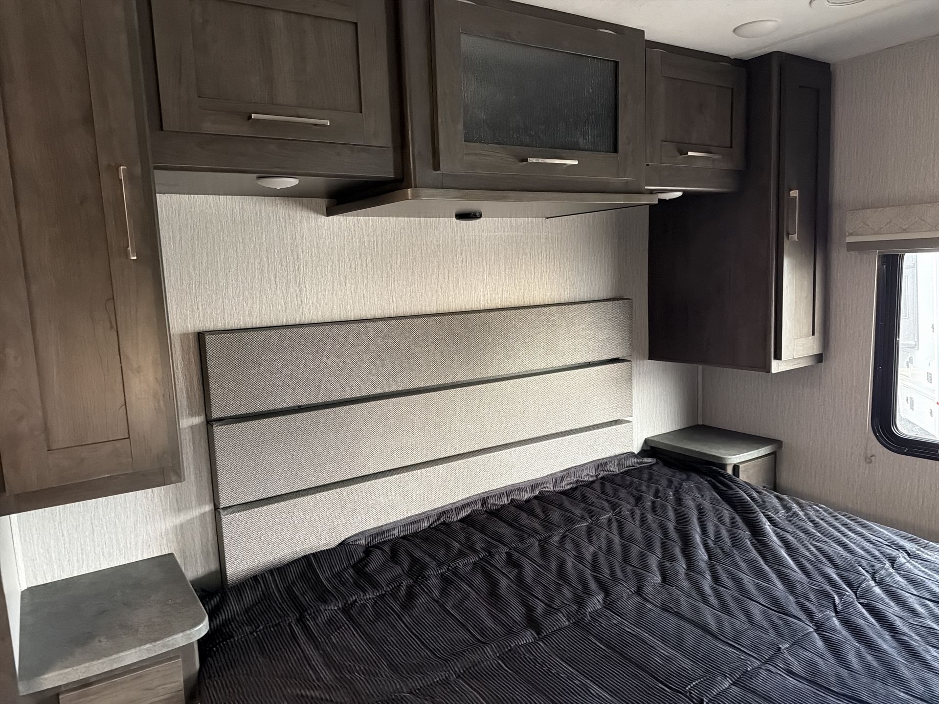 2023 Coachmen Pursuit 31BH - Image 22