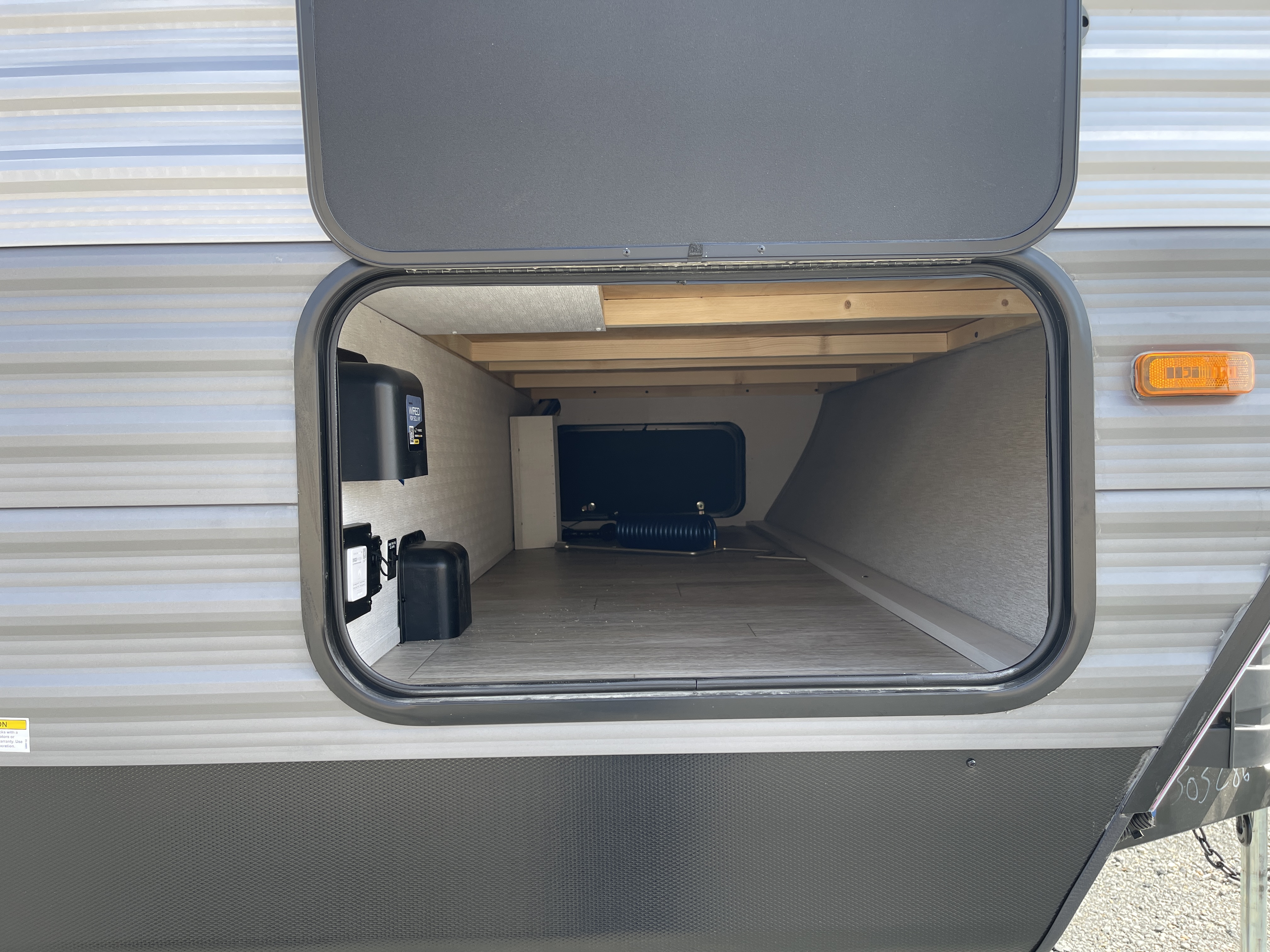 2027 Coachmen Catalina Legacy Edition 273DBHCK - Image 11