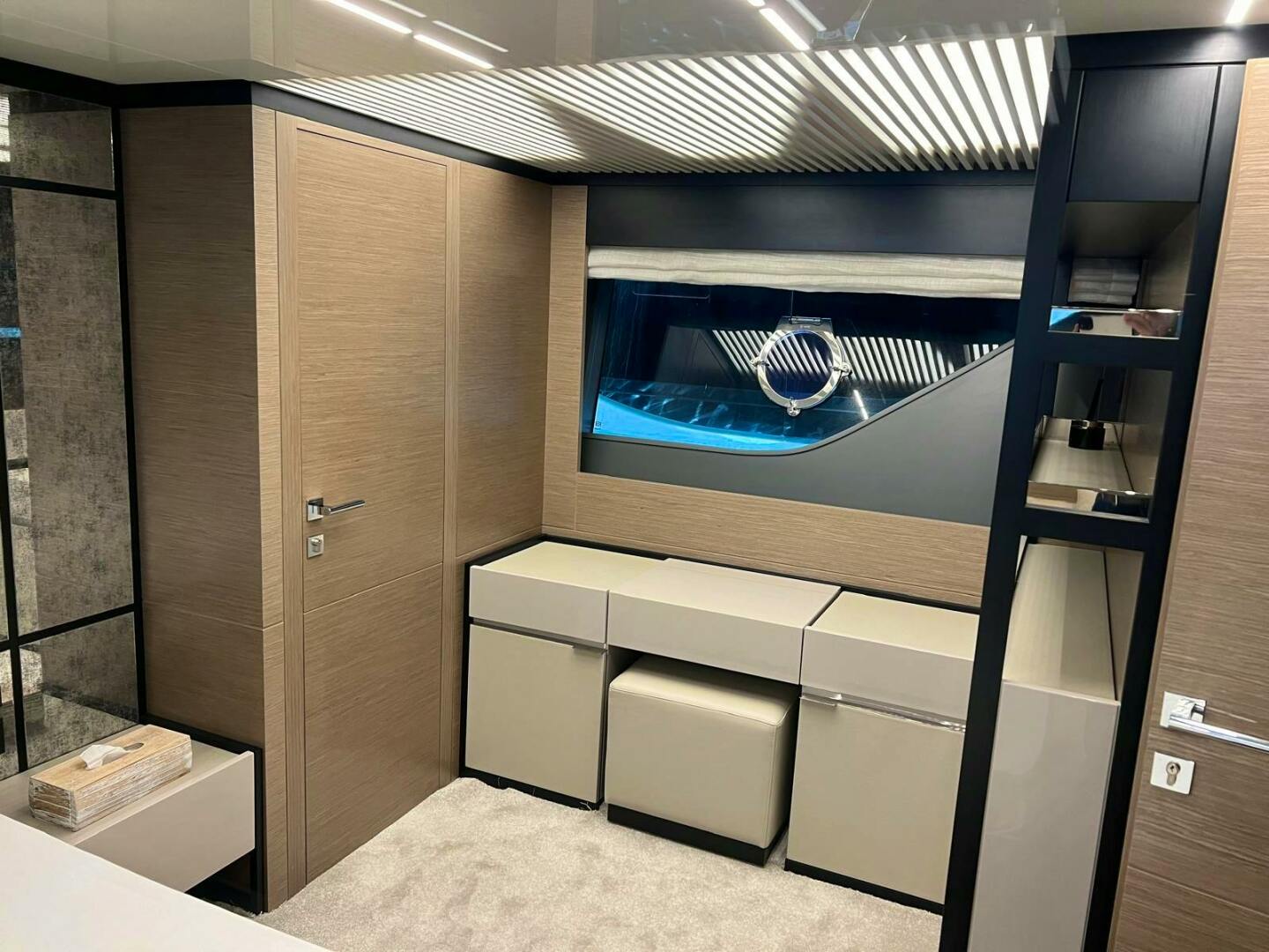 2019 Ferretti Yachts Ferretti 780 Base - Image 17