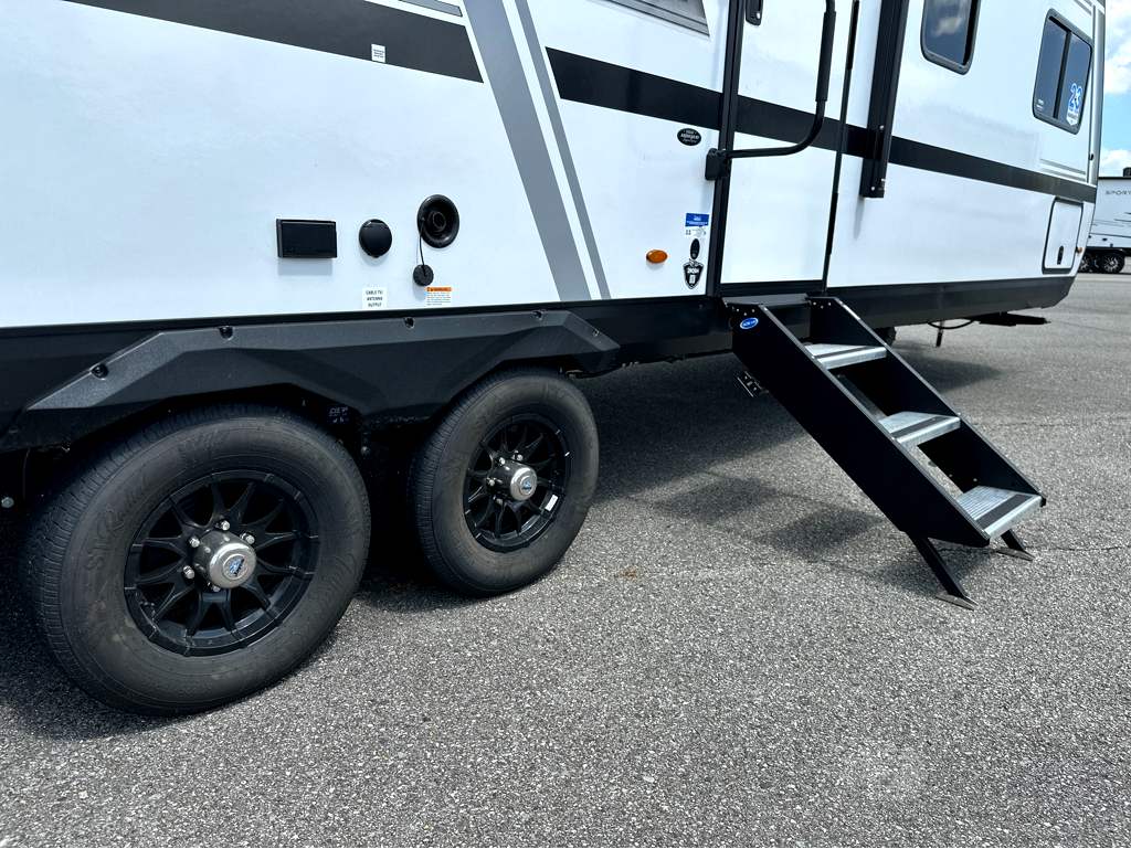 2027 JAYCO JAY FEATHER 29QBH - Image 7