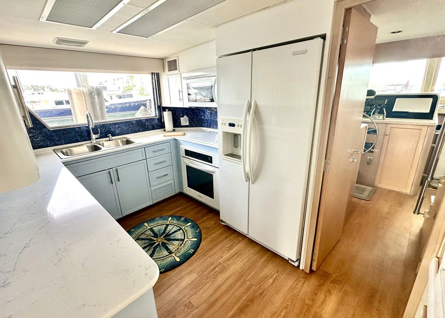 1994 Hatteras Cockpit Motoryacht - Image 18