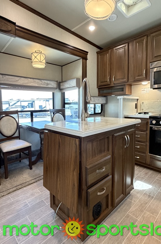 2019 Forest River Palomino 297RKW - Image 14