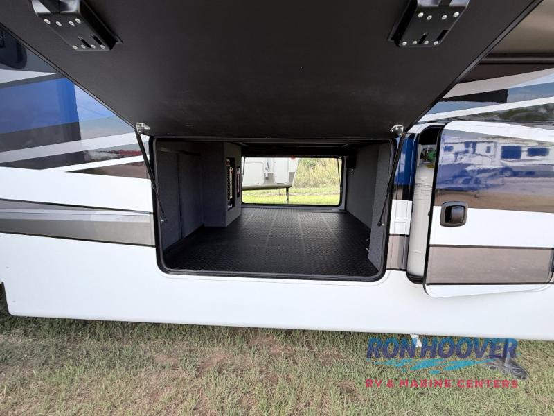 2026 FOREST RIVER 425FO - Image 11