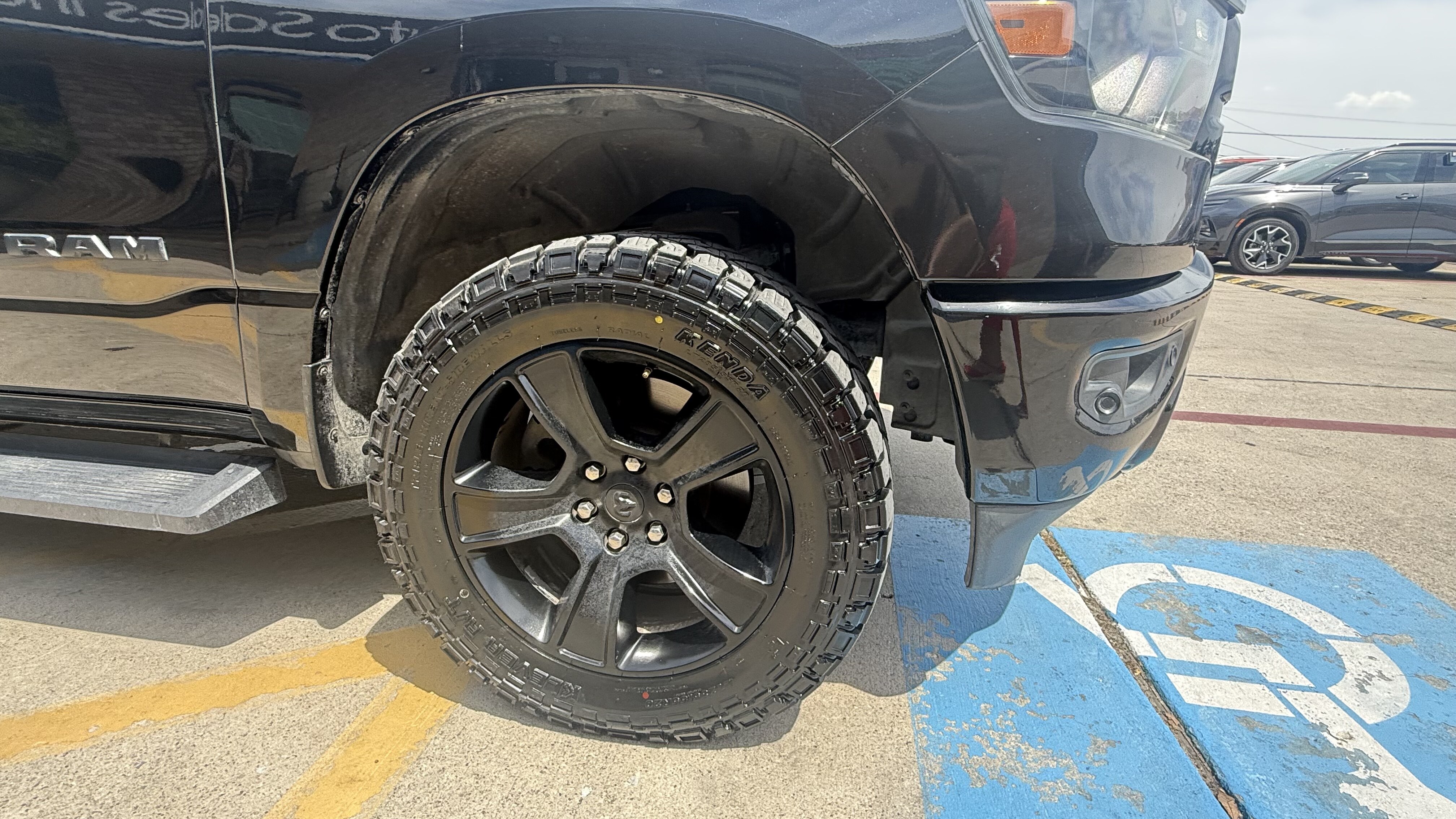 2020 Ram 1500 Pickup Crew Cab Bighorn/Lone Star 4WD - Image 13